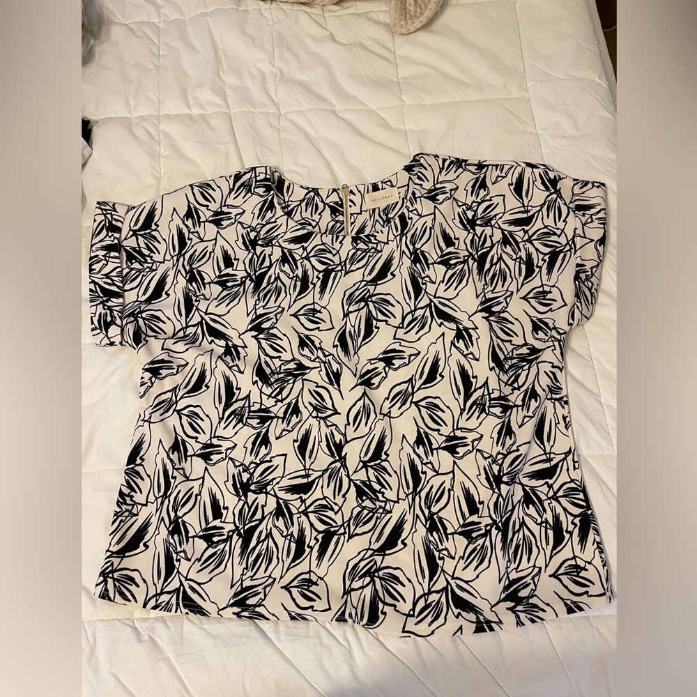 Mello Day top